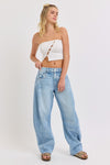 Mid Waisted Barrel Jean
