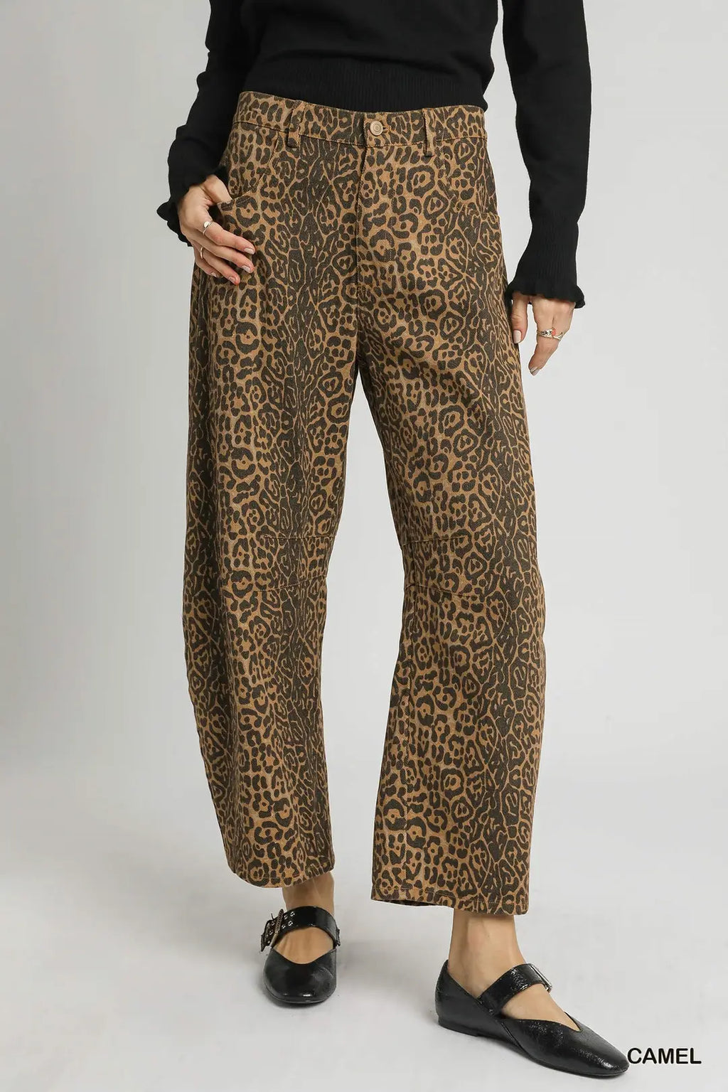 Sleek Pattern Pant