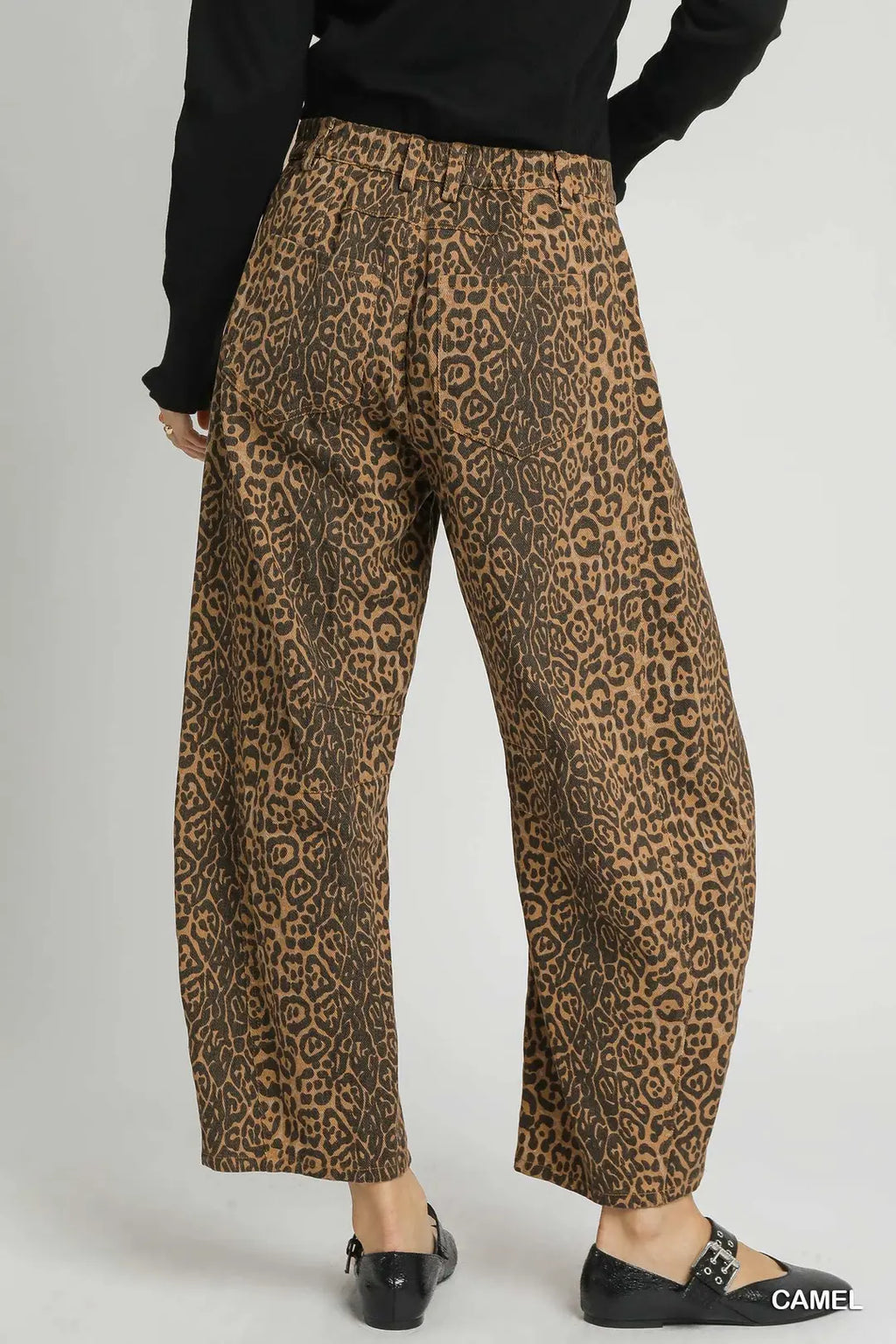 Sleek Pattern Pant